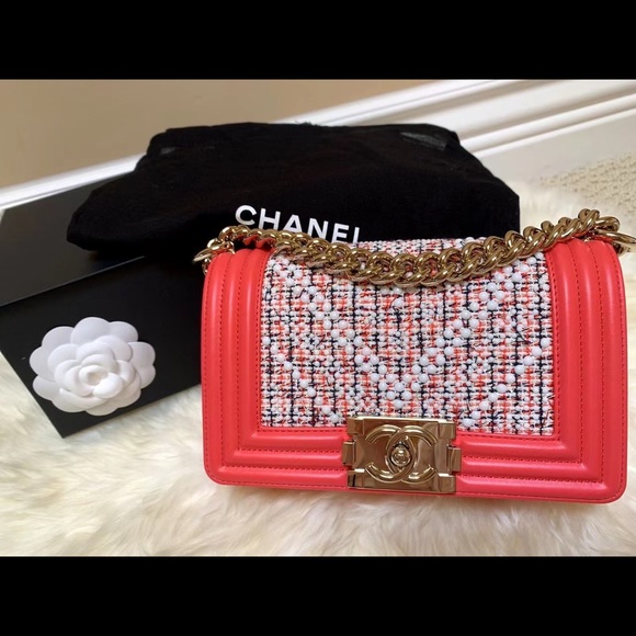 ❌SOLD❌Chanel limited edition pink tweed Le boy - Picture 1 of 9